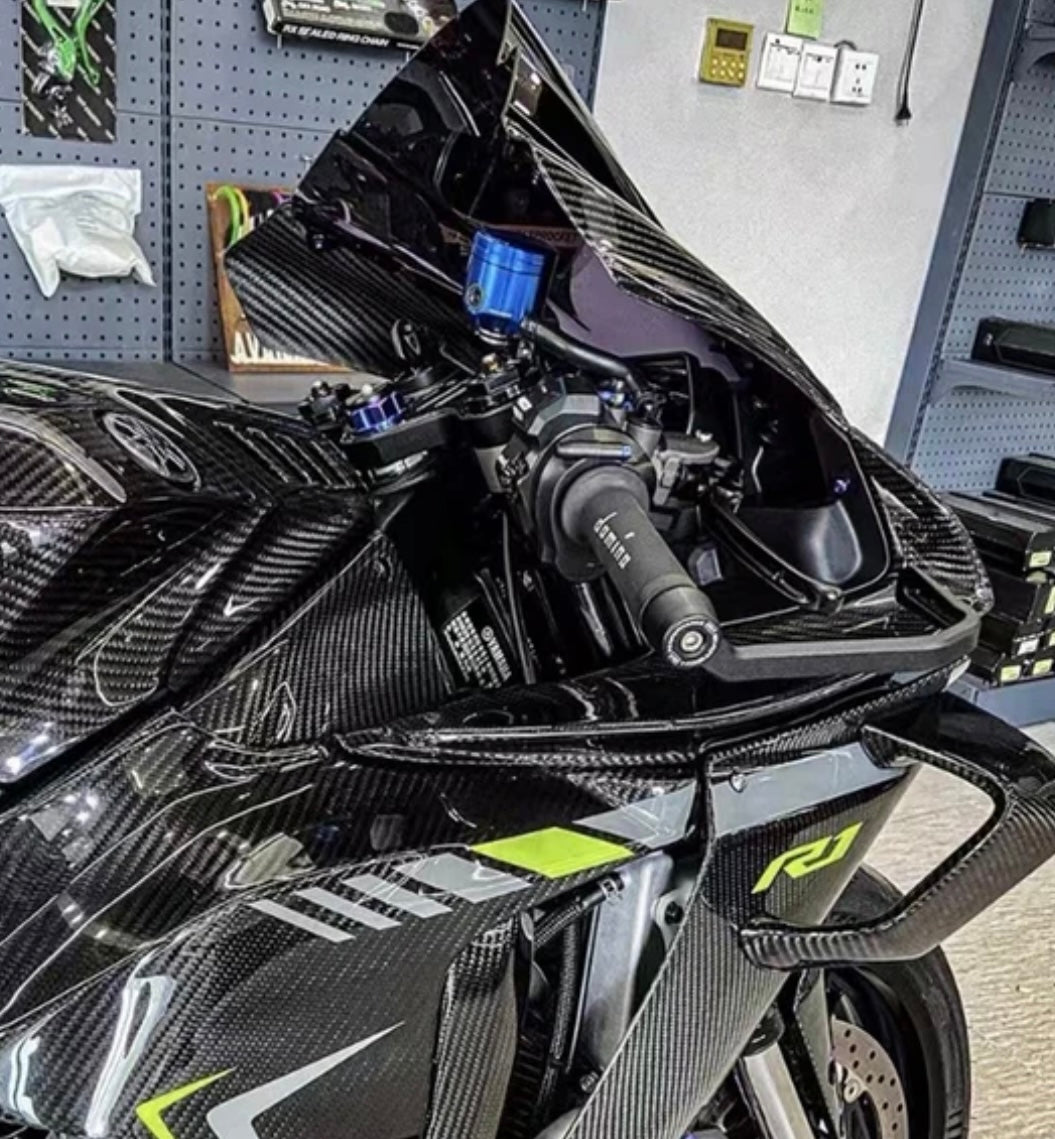R1 LEGEND CARBÓN