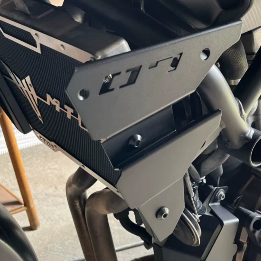 Side Radiator Grille Cover Guard Protector for Yamaha MT07 MT-07 FZ07 FZ-07 2013 -2015 2016 2017 2018 2019 2020 2021 2022 2023